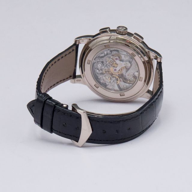 Patek Philippe Complications 5070G-001 Image 5